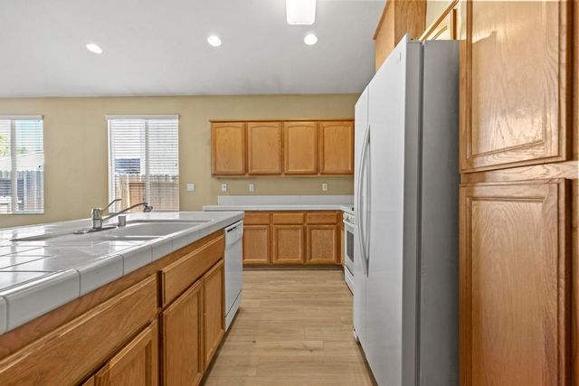 5592 Wetland Dr, Marysville, CA 95901