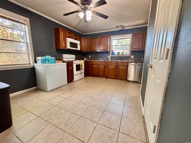 706 Forbes Drive, Bald Knob, AR 72010