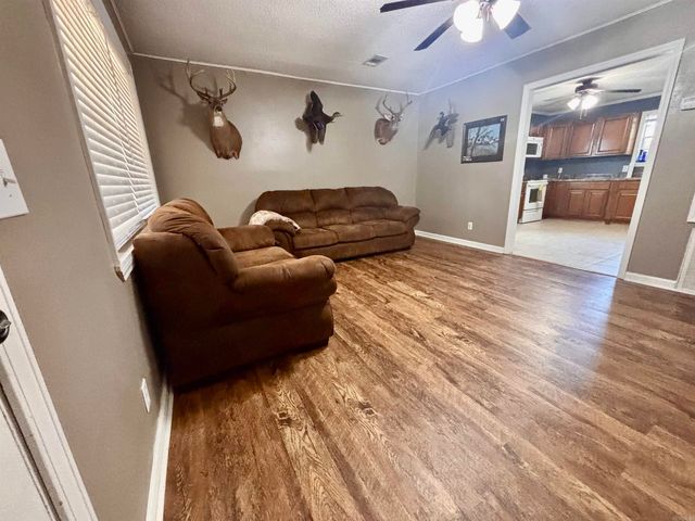 706 Forbes Drive, Bald Knob, AR 72010