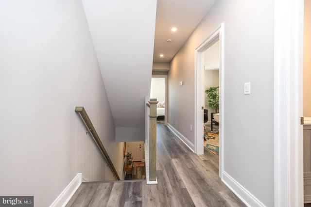 160 SHURS LN, Philadelphia, PA 19127