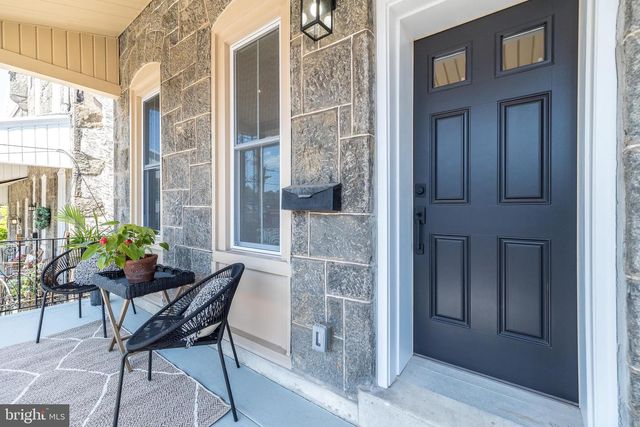 160 SHURS LN, Philadelphia, PA 19127