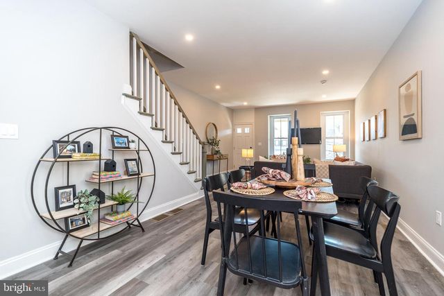 160 SHURS LN, Philadelphia, PA 19127