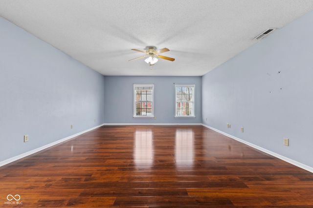 317 Legacy Boulevard, Greenwood, IN 46143