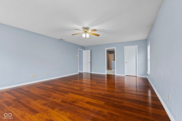 317 Legacy Boulevard, Greenwood, IN 46143