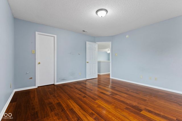 317 Legacy Boulevard, Greenwood, IN 46143