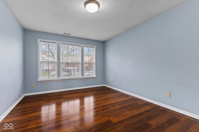 317 Legacy Boulevard, Greenwood, IN 46143