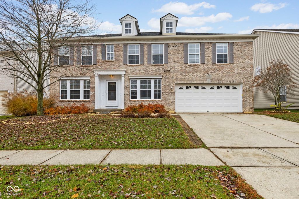 317 Legacy Boulevard, Greenwood, IN 46143