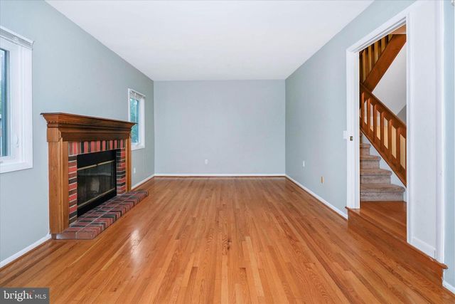 8 FOXTAIL CT, Newark, DE 19711