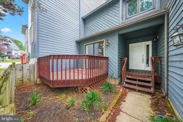 8 FOXTAIL CT, Newark, DE 19711