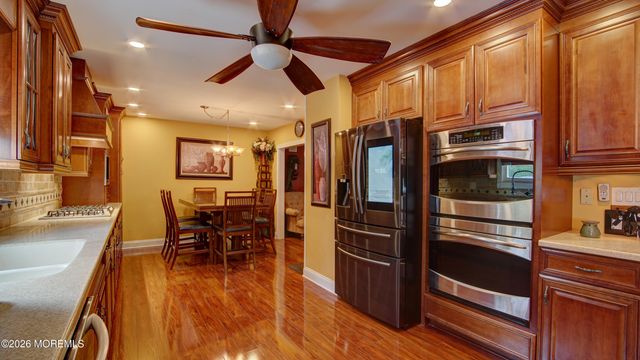 5 Bugle Court, Howell, NJ 07731