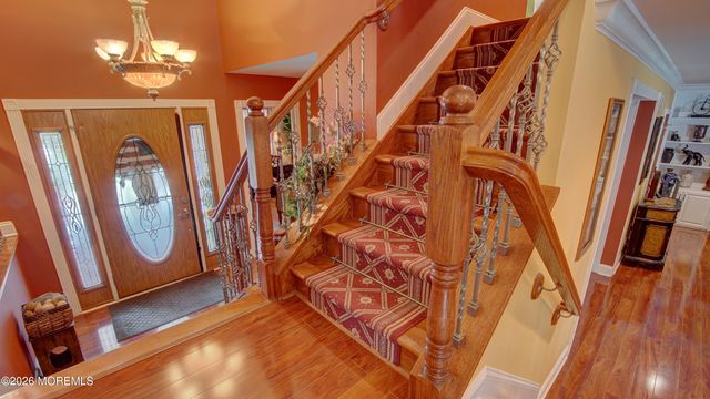 5 Bugle Court, Howell, NJ 07731