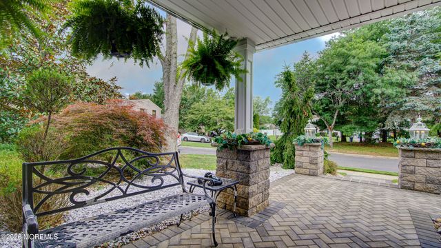 5 Bugle Court, Howell, NJ 07731