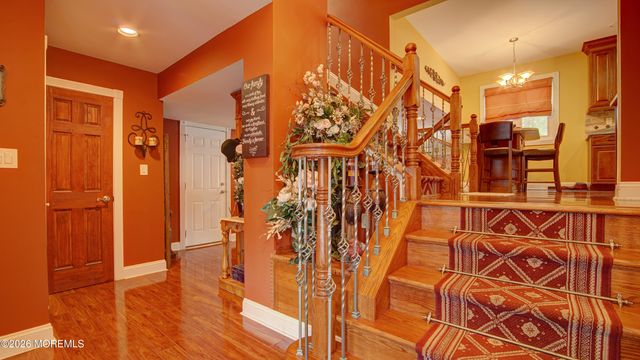 5 Bugle Court, Howell, NJ 07731