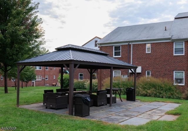 245 Passaic Ave D16, Passaic City, NJ 07055