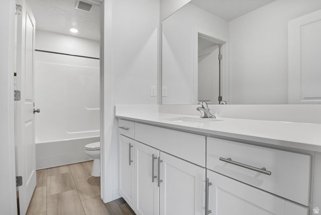 2538 N GERANIUM DR, Saratoga Springs, UT 84045