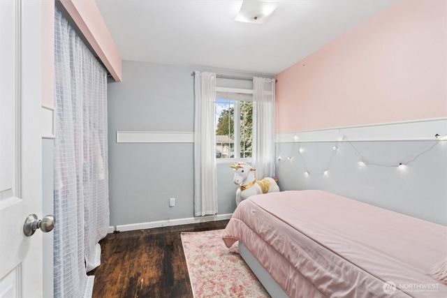 25918 14th Avenue S, Des Moines, WA 98198