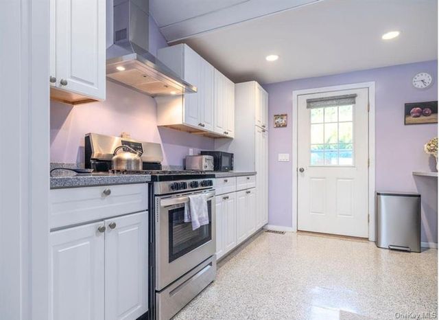 1020 Ruch Lane, Southold, NY 11971