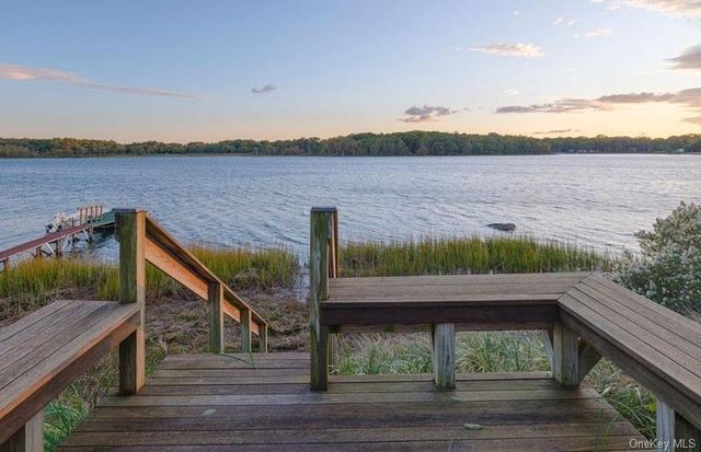 1020 Ruch Lane, Southold, NY 11971