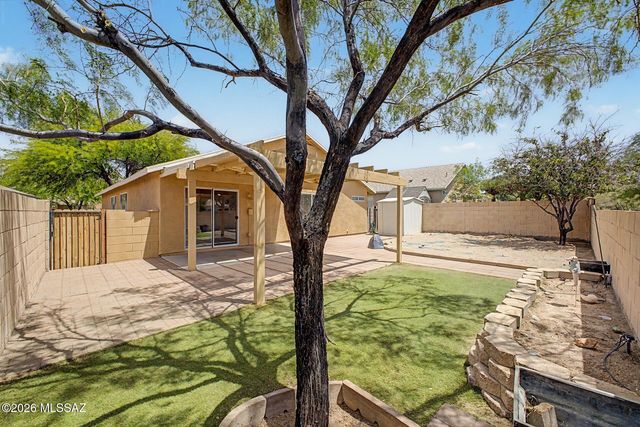 10052 E Paseo San Rosendo, Tucson, AZ 85747