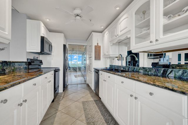 859 Jeffery Street 7050, Boca Raton, FL 33487