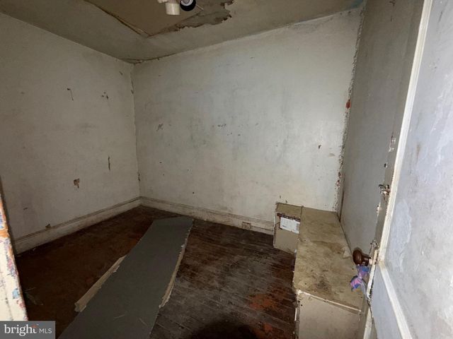 1804 PRESSTMAN ST, Baltimore, MD 21217