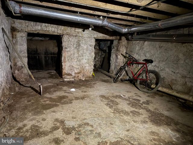 1804 PRESSTMAN ST, Baltimore, MD 21217