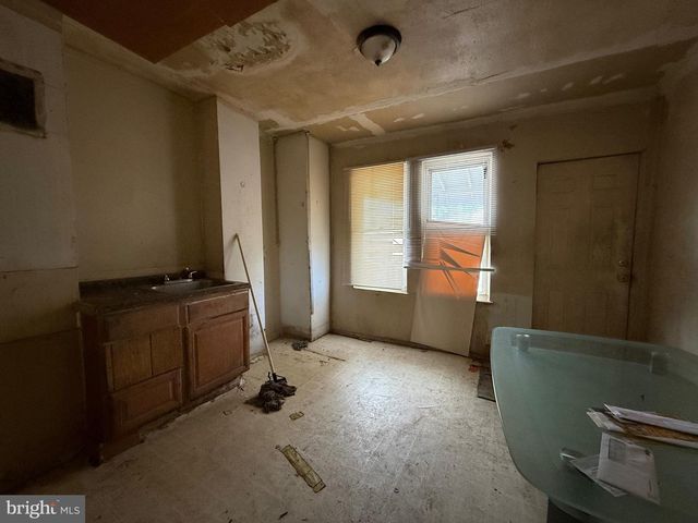 1804 PRESSTMAN ST, Baltimore, MD 21217