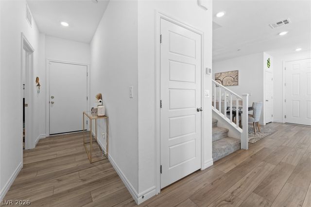 237 Callen Falls Avenue 2011, Henderson, NV 89011