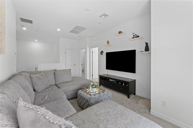 237 Callen Falls Avenue 2011, Henderson, NV 89011