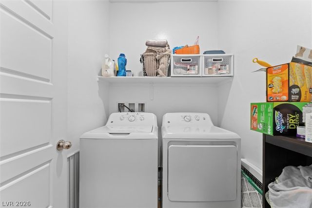 237 Callen Falls Avenue 2011, Henderson, NV 89011