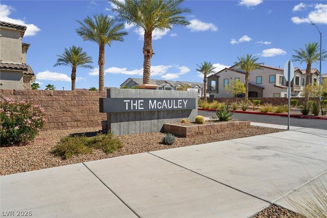 237 Callen Falls Avenue 2011, Henderson, NV 89011