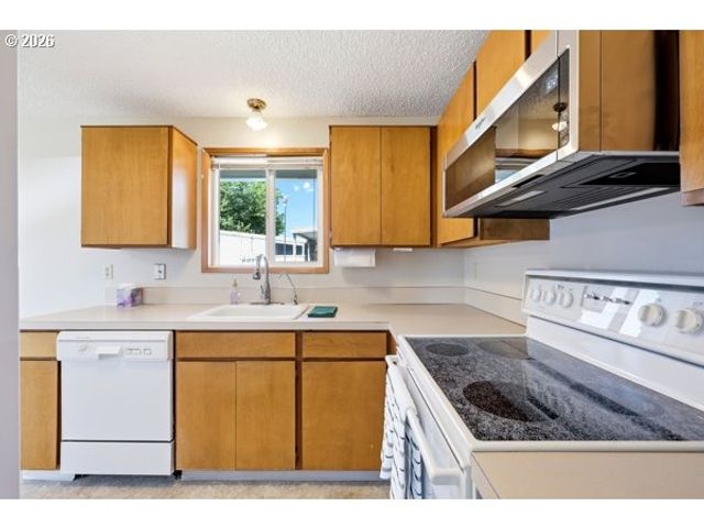 745 Ne FLEMING Ave C22, Gresham, OR 97030