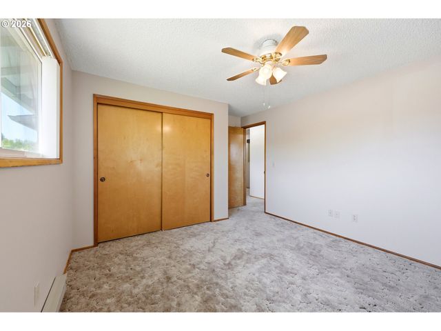 745 Ne FLEMING Ave C22, Gresham, OR 97030