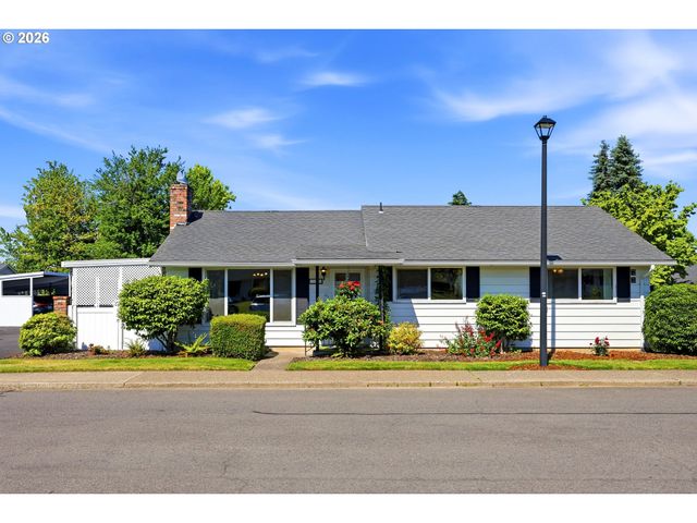 745 Ne FLEMING Ave C22, Gresham, OR 97030