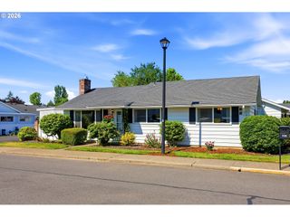 745 Ne FLEMING Ave C22, Gresham, OR 97030