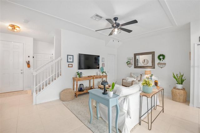 4816 CLIVEDEN LOOP, Sanford, FL 32773