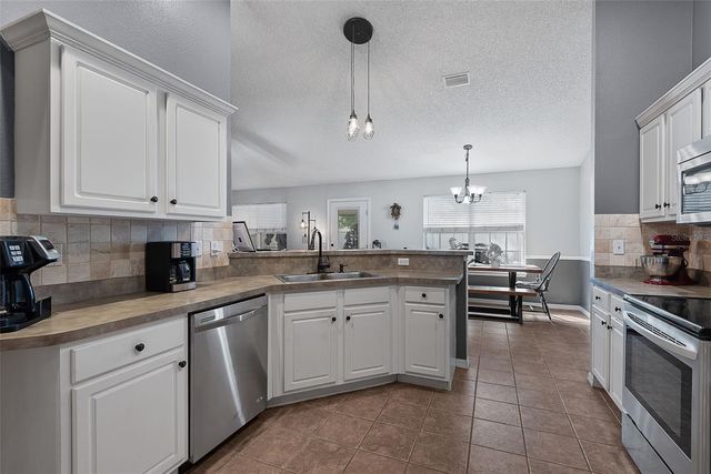 7 LEE DRIVE, Palm Coast, FL 32137