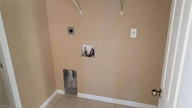 932 Dobbins ST E, Lehigh Acres, FL 33974