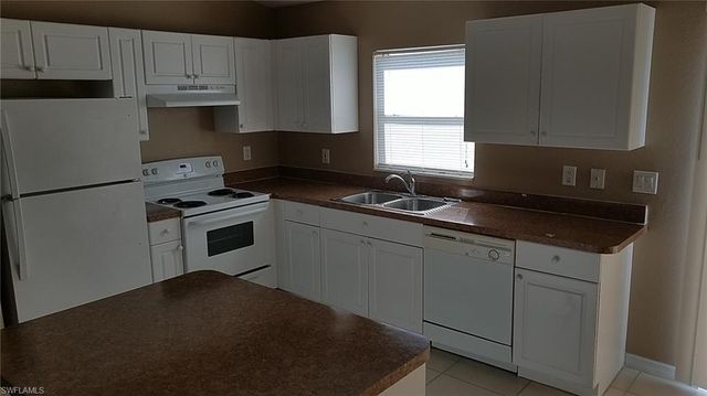 932 Dobbins ST E, Lehigh Acres, FL 33974