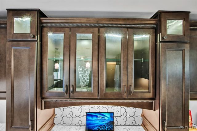 94 Grand Prix Drive, Cheektowaga, NY 14227