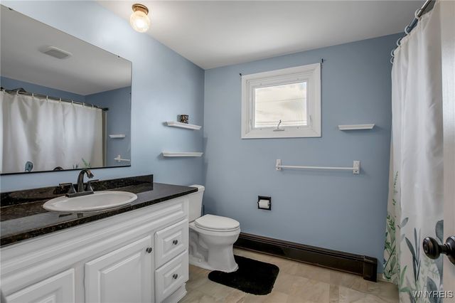 94 Grand Prix Drive, Cheektowaga, NY 14227