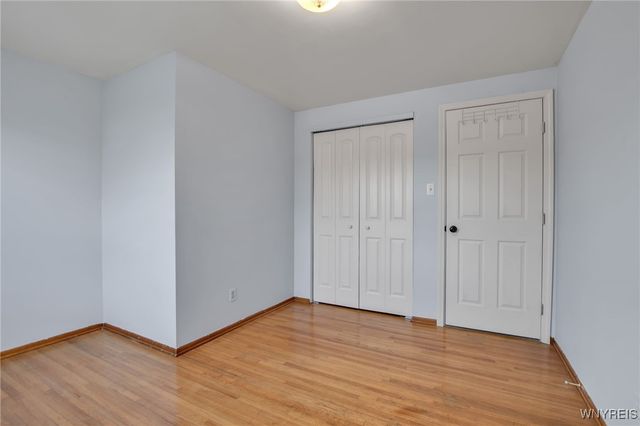 94 Grand Prix Drive, Cheektowaga, NY 14227