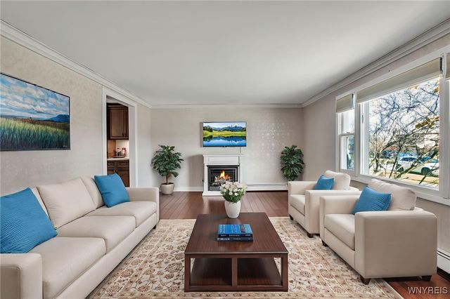 94 Grand Prix Drive, Cheektowaga, NY 14227