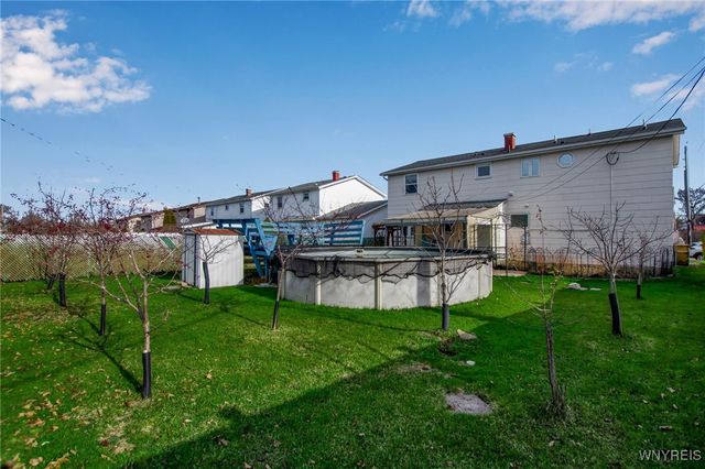 94 Grand Prix Drive, Cheektowaga, NY 14227