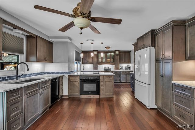 94 Grand Prix Drive, Cheektowaga, NY 14227