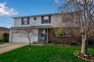 94 Grand Prix Drive, Cheektowaga, NY 14227