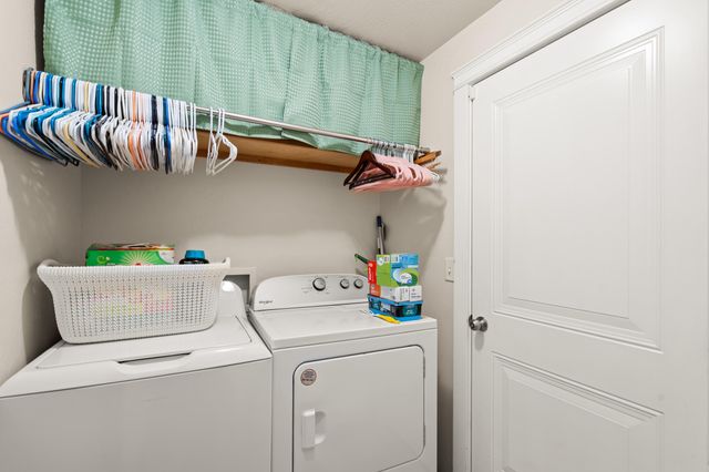 545 N Heights Drive, Eagle Point, OR 97524