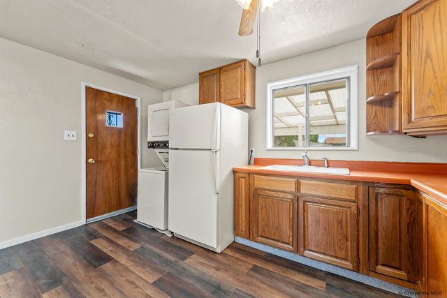 347 STINSON AVE, Cheyenne, WY 82007