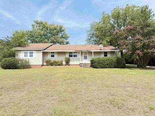 696 Mulberry Salem Road, Benton, AR 72019