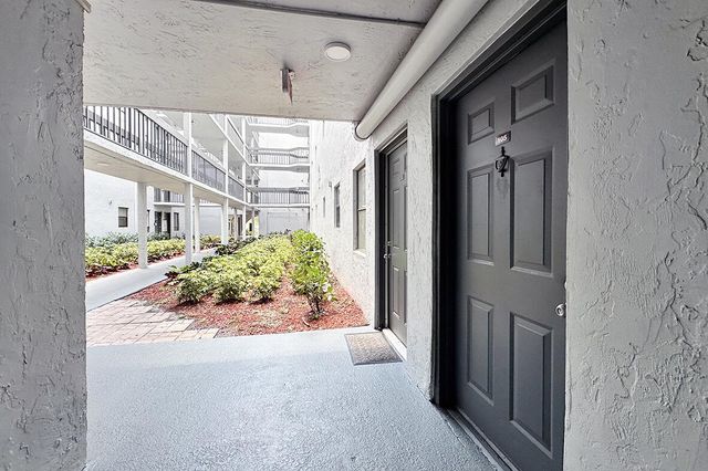 1900 N Congress Avenue 105, West Palm Beach, FL 33401
